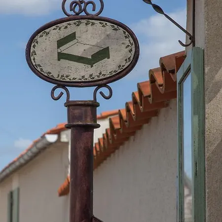 Bed & Breakfast La Clef Des Champs Saint-Mard (Charente-Maritime)